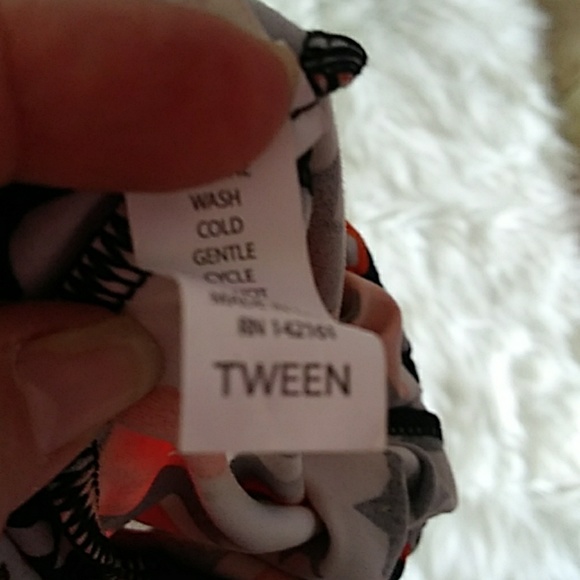 Tween Lularoe Leggings - Picture 5 of 5